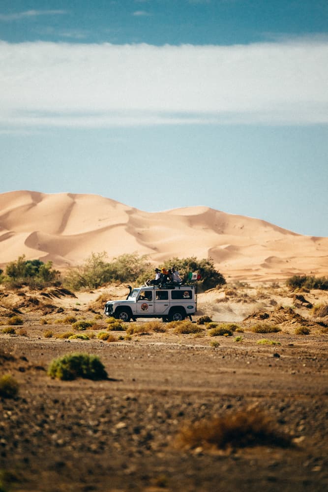 El Sahara en Merzouga: noches bajo las estrellas
